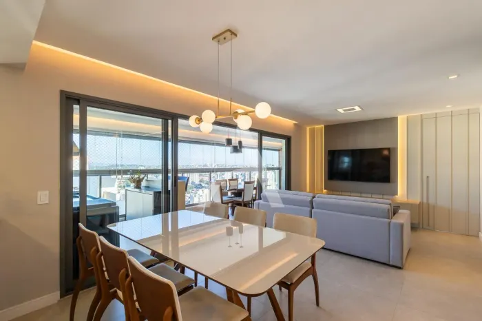 Apartamento a venda, 155m², 4 dormitórios e 3 vagas, Taquaral, Campinas/SP