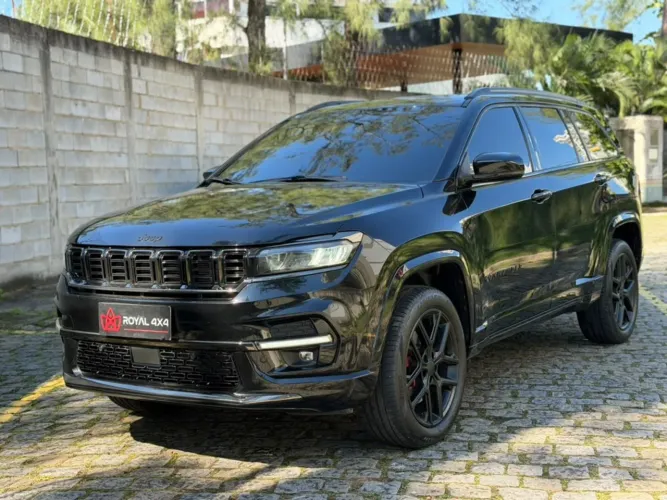 Jeep Commander Black Hurricane 2.0 4X4 TB AUT 2025