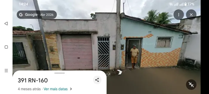3 Casas 1 kitnet e 1 ponto comercial