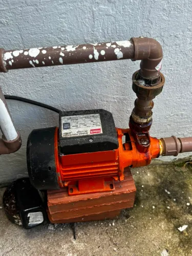 Bomba d?água