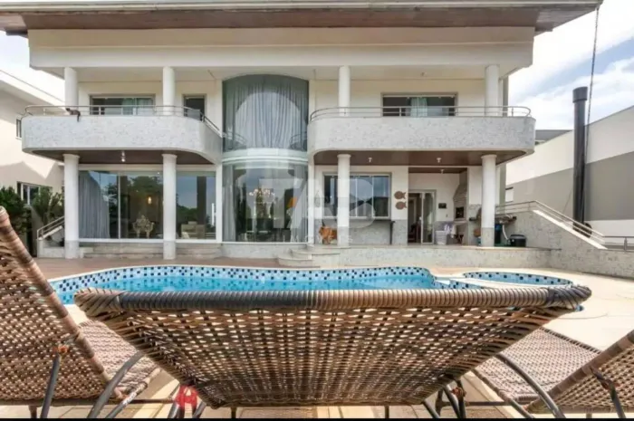 Casa de Condomínio com 5 quartos para Locação, Ariribá - Balneário Camboriú