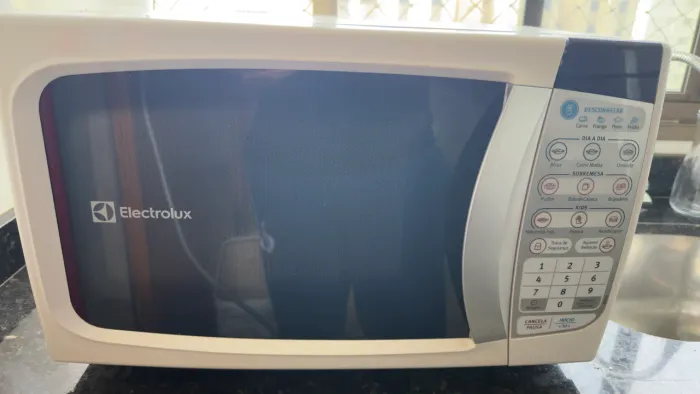 Microondas Electrolux 20L