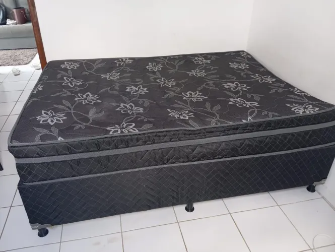 Venda cama de casal