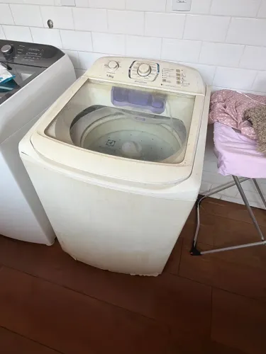 Máquina de lavar quebrada