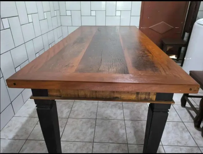 Mesa rústica 