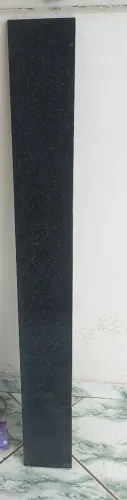 Soleira de granito preto ,já polido, sem nenhum trinco  1,12 de altura por 13 cm de largur