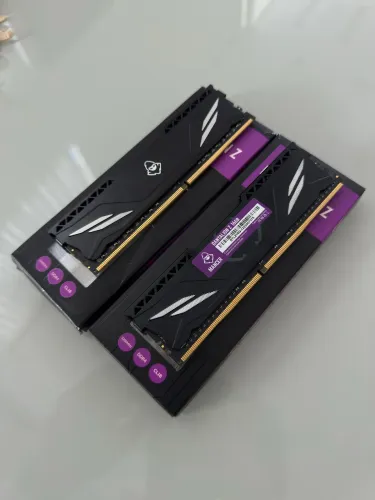 32gb (2x16) Memória RAM DDR4 3.200MHz CL16 - Aceito Troca