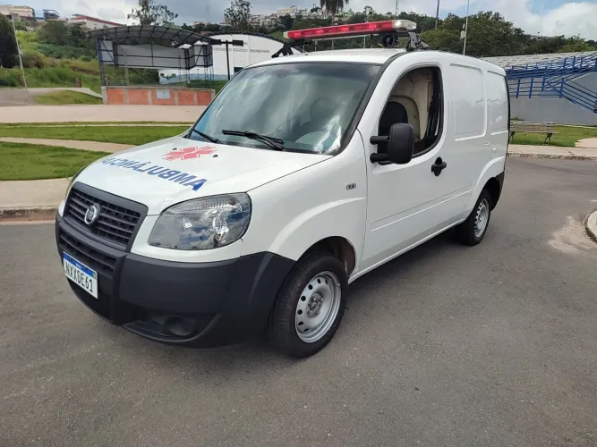 Fiat Doblo Cargo 1.4 MPI Fire Flex 8V 3P 2012