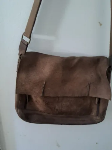 Bolsa de couro tiracolo