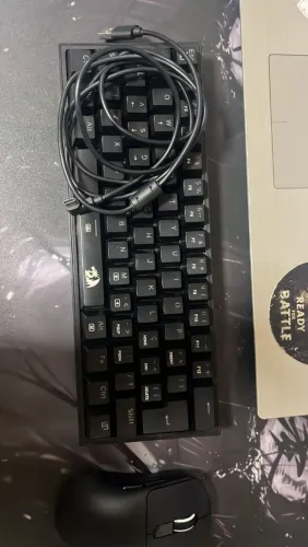 Vendo teclado gamer redragon fiz K617 RGB 60% - Switch BLUE