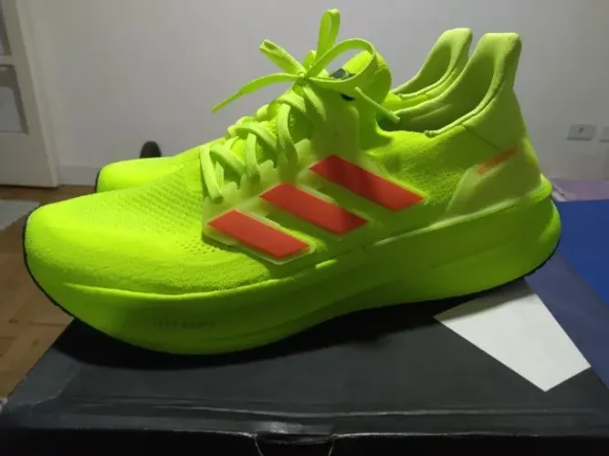 Tênis Adidas ULTRABOOST 5 Maratona Rio nr. 45