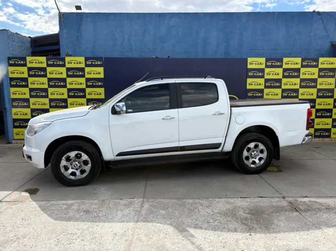 Chevrolet S10 Pick-up LTZ 2.4 F.power 4X2 CD 2014