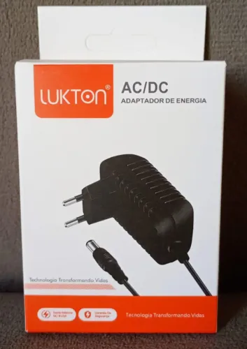 Fonte Chaveada 9V 3A Plug P4 5.5mm Bivolt 110V/220V - Novo