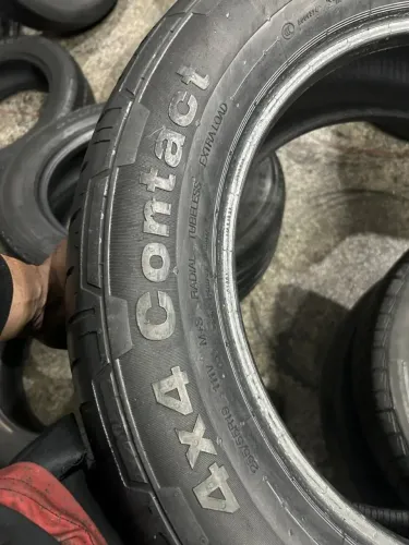Pneu 255/55/19 continental 4x4 Contact seminovo peça única por 400$ instalado