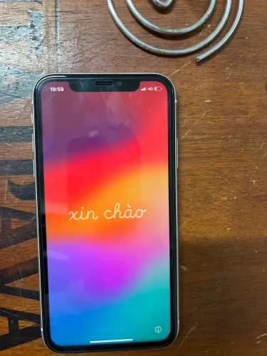 iPhone 11 / 64 gb 