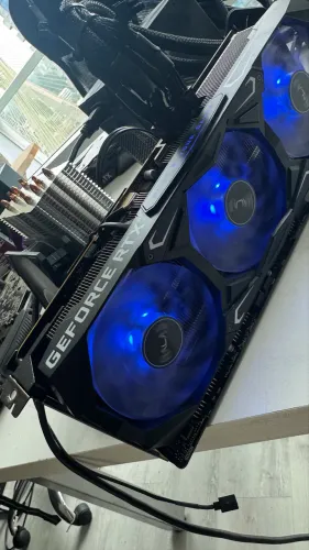 Rtx 3080 liga mas não dá vídeo