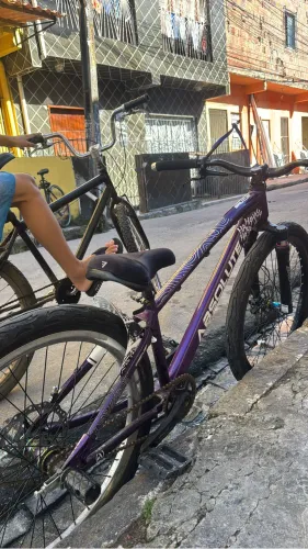 Vendo bike Absolut Brutus padrão cubo k7 banco lá máfia e tudo mas 