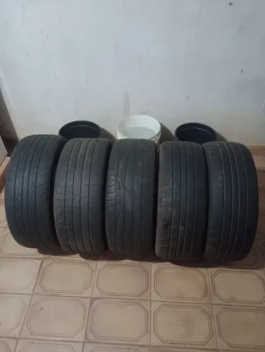 Pneus usado em boas condições