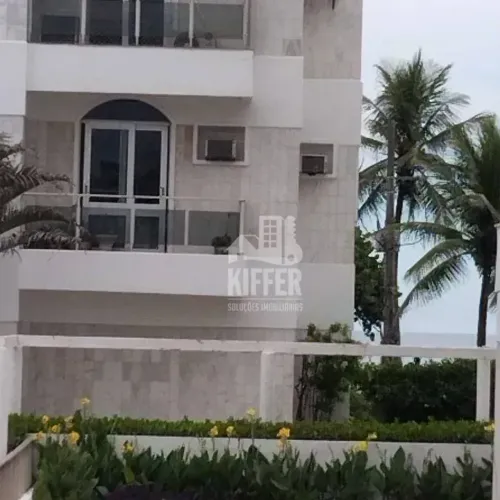 Casa triplex 3 quartos no Cond. Jardim Barra Linda | 171m² a uma quadra da praia, Barra da