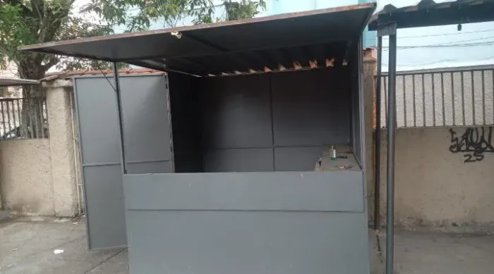 TRAILER E PONTO COMERCIAL 