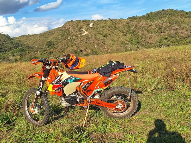 Ktm em ótima conservação