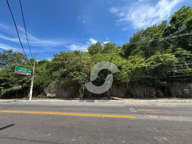 Terreno à venda, 450 m² por R$ 700.000,00 - Piratininga - Niterói/RJ