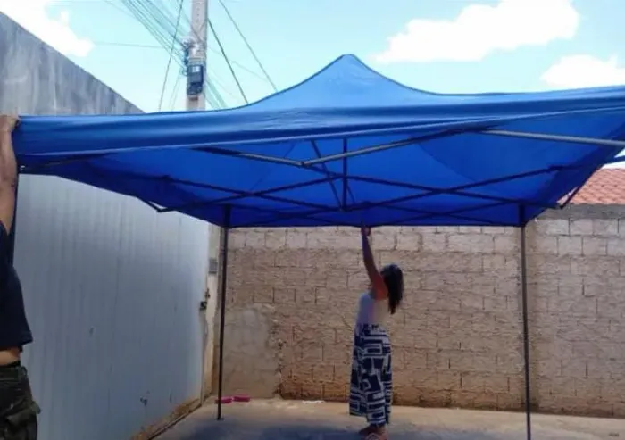 Tenda barraca 3 x 3 na caixa