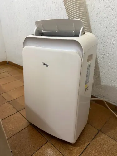 Ar Condicionado Portátil 12000 BTU Midea