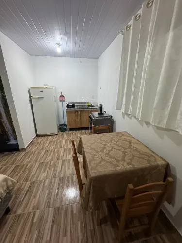Alugo kitnet para uma pessoa!