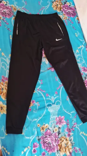 Calça 2 dri-fit C&A tam:G ideal para o dia dia e pro trabalho confortavel 