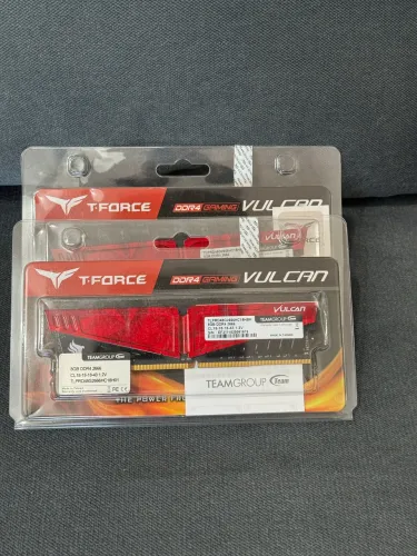 Memória RAM T-Force Vulcan 16GB (2x8GB) DDR4 2666MHz - Gamer