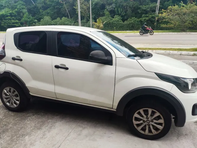 Fiat Mobi Like 1.0 Fire Flex 5P. 2022
