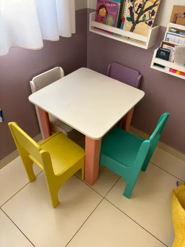 Mesa infantil