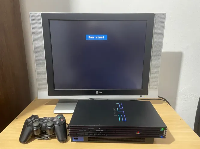 PlayStation 2 fat não está dando imagem carcaça está em perfeito estado ?