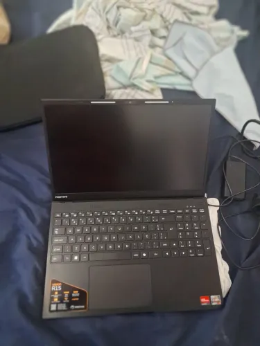 Notebook Positivo Vision R15 AMD Ryzen 7-5825U Windows 8GB RAM 512GB SSD