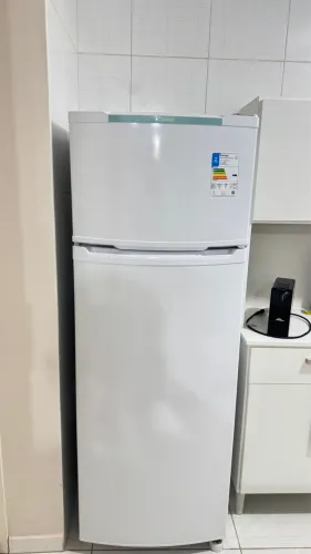 Geladeira Cônsul 334L