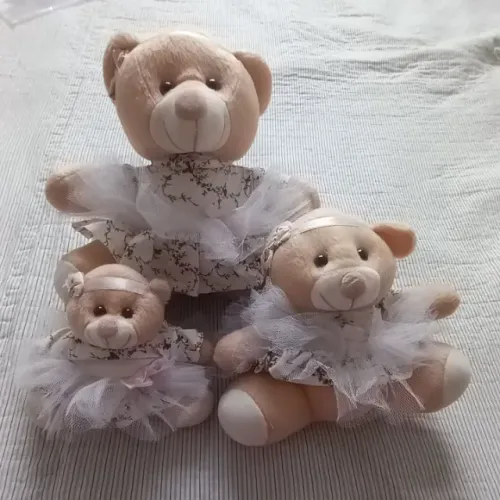 Trio ursinhas bailarinas de pelúcia