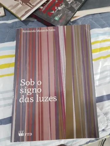 Livro sob o signo das luzes
