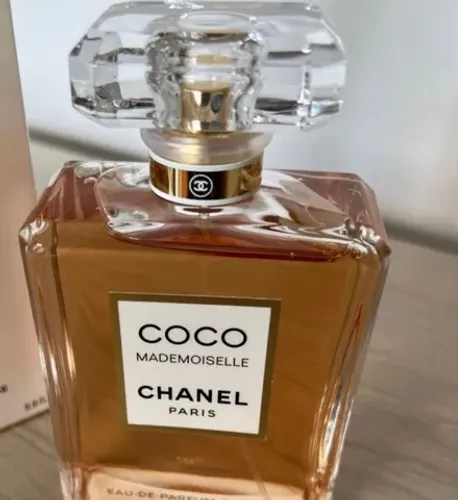 Perfume coco mademoiselle chanel edp)