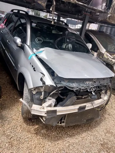 Sucata para retirada de peças Renault Megane grand tour 