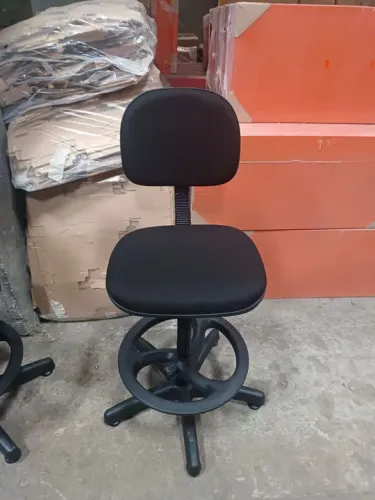 Banqueta Giratória para caixas,bancadas,portarias.( só novas )