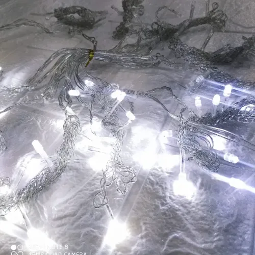 Pisca Cascata 100 Leds Branco 1,5x1,5m 110v