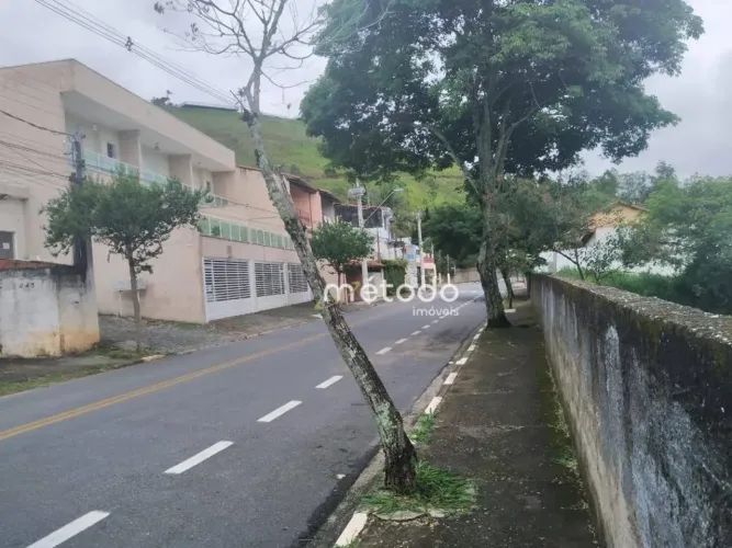 Terreno à venda, 900 m² por R$ 750.000 - Bairro Centro - Guararema/SP