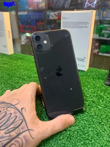 iPhone 11