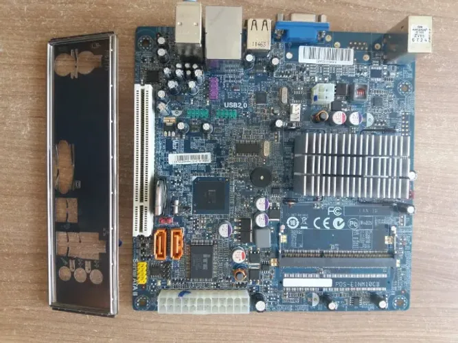 Placa mãe ITX Intel Atom D525 Positivo
