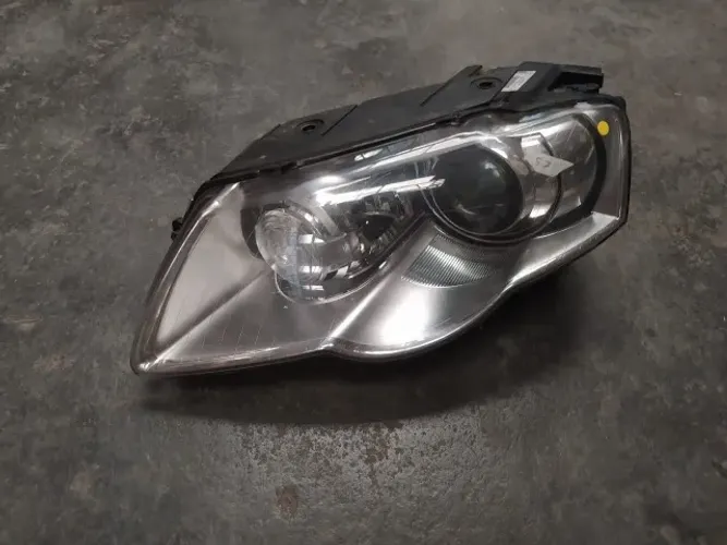 Farol Passat Xenon 2008 2009 2010 2011