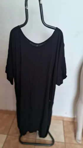 Vestido preto Júlio Guedes