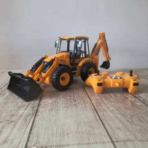 QUEIMA DE ESTOQUE: Retroescavadeira JCB de controle remoto super realista