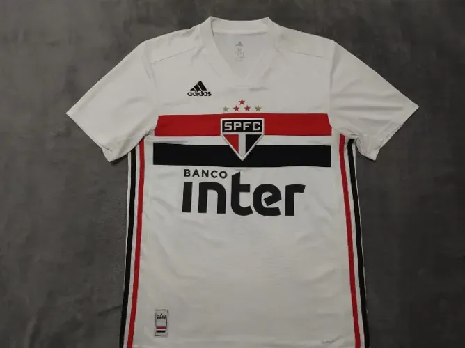 Camisa Oficial São Paulo Adidas 2018, #10, tamanho M (52x75cm). Ler anúncio.