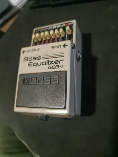 GEB7 Boss pedal Baixo